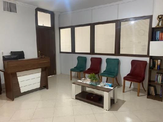 نسرین عشقی صور العيادة و موقع العمل1